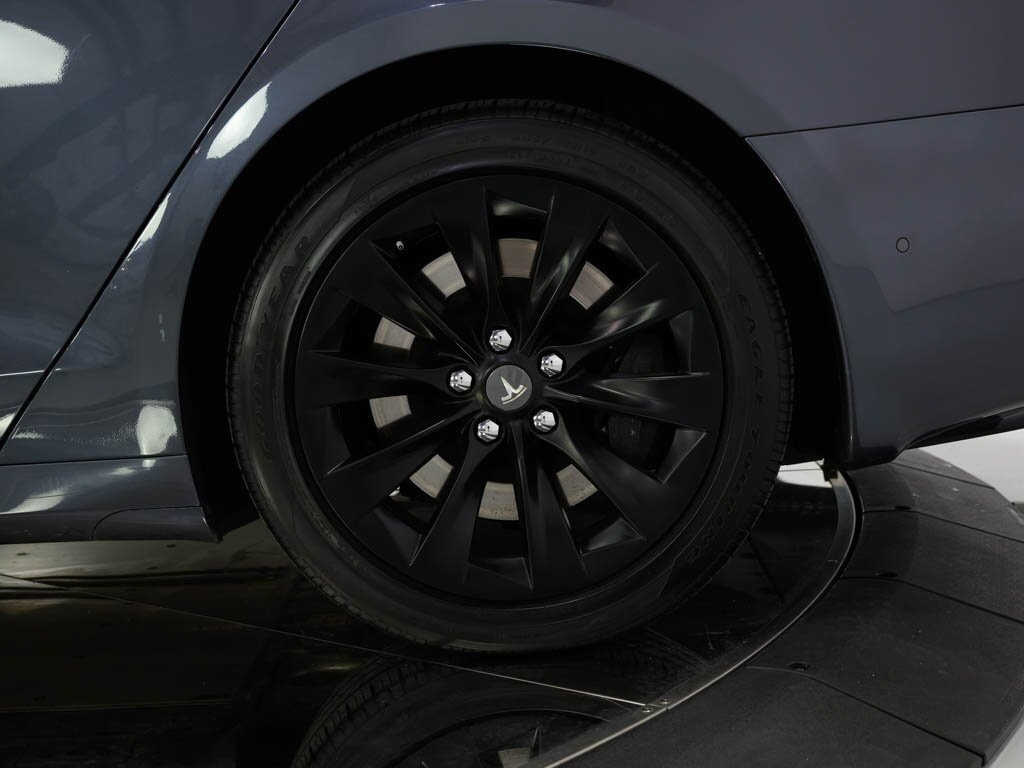 2020 Tesla Model S Long Range Plus Full Self Driving Capability - Photo 35 - Sarasota, FL 34243