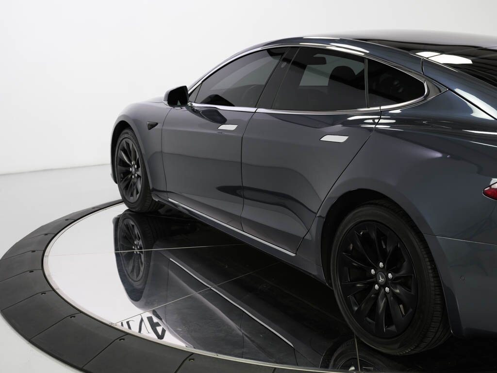 2020 Tesla Model S Long Range Plus Full Self Driving Capability - Photo 25 - Sarasota, FL 34243