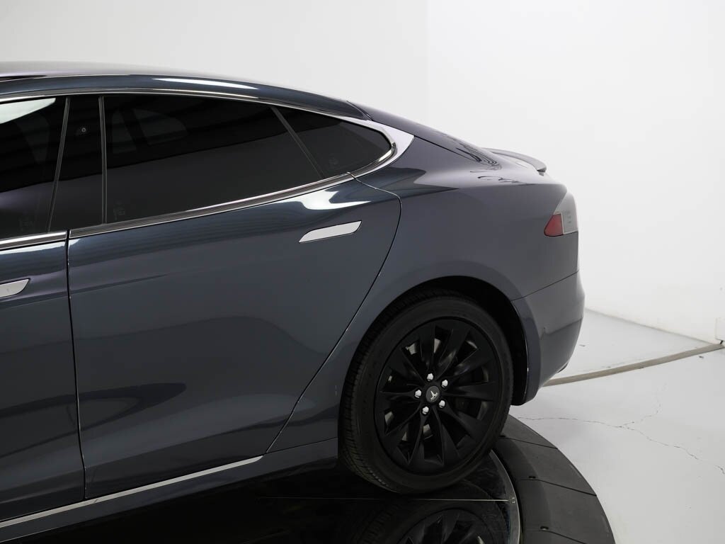 2020 Tesla Model S Long Range Plus Full Self Driving Capability - Photo 29 - Sarasota, FL 34243