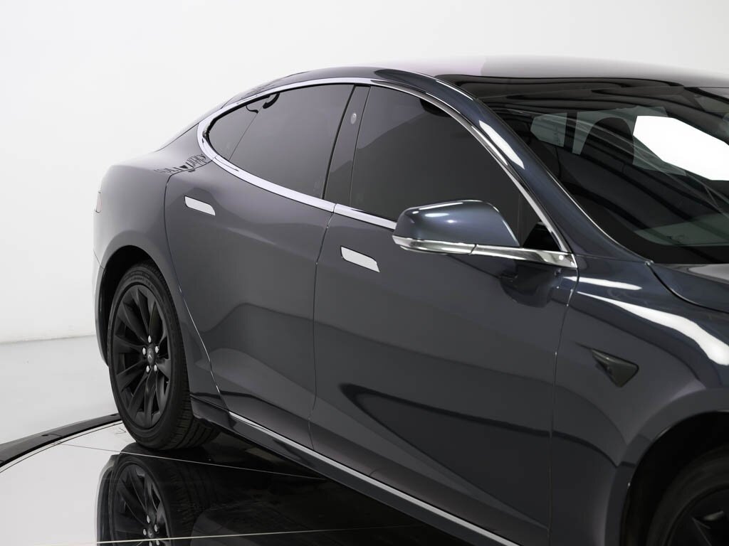2020 Tesla Model S Long Range Plus Full Self Driving Capability - Photo 15 - Sarasota, FL 34243