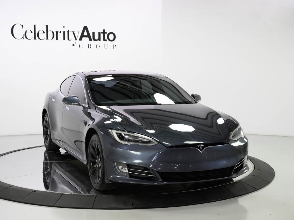 2020 Tesla Model S Long Range Plus Full Self Driving Capability - Photo 19 - Sarasota, FL 34243