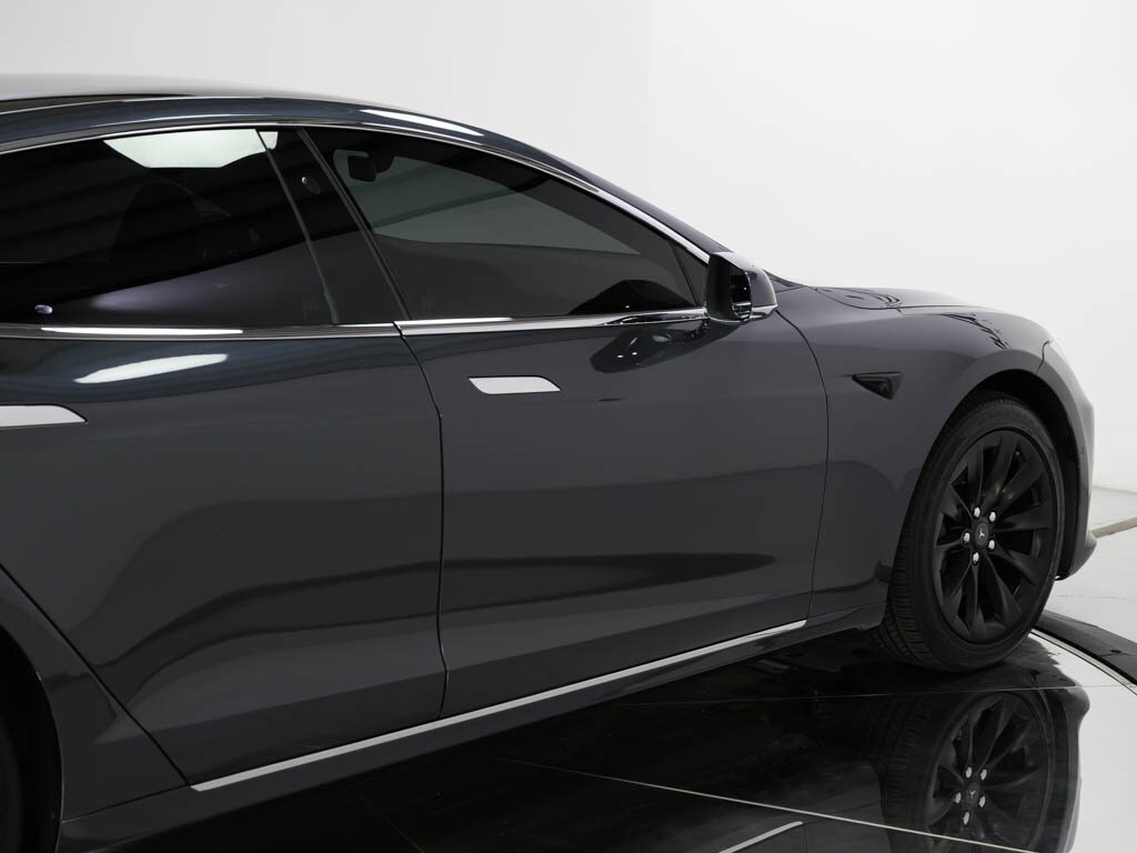 2020 Tesla Model S Long Range Plus Full Self Driving Capability - Photo 26 - Sarasota, FL 34243