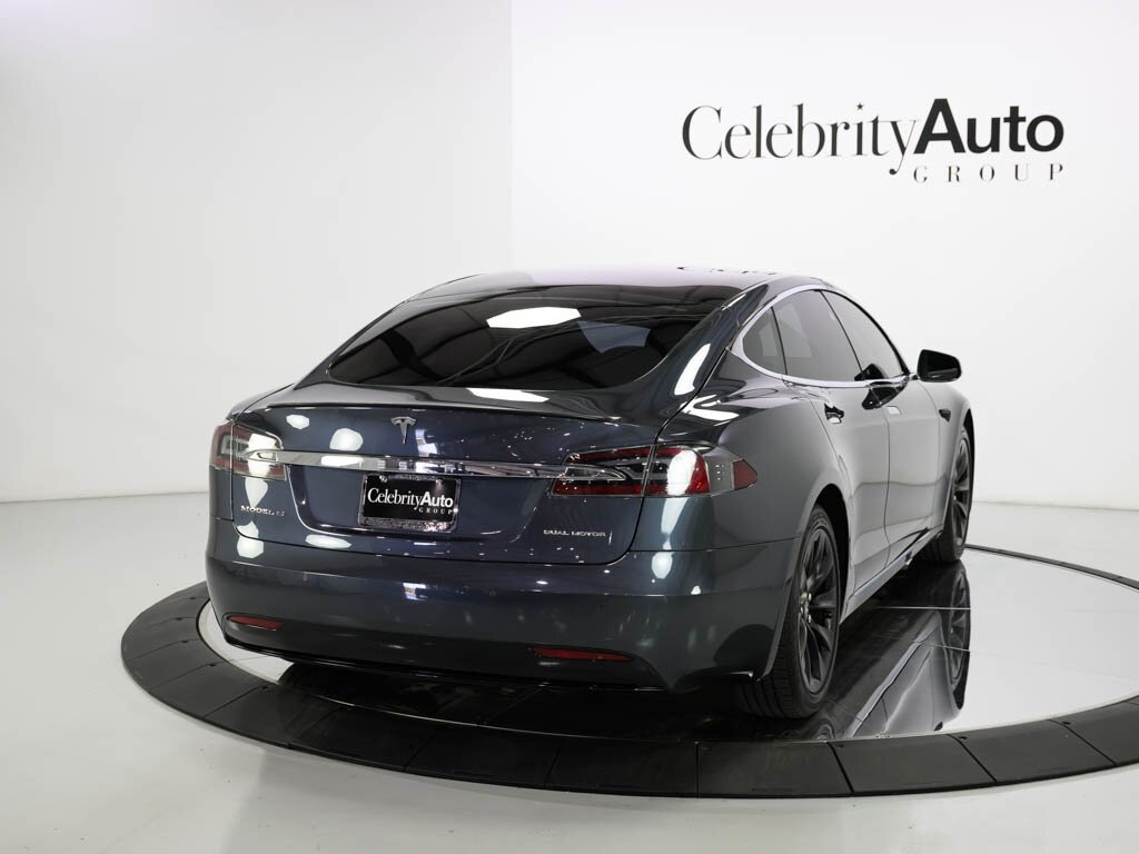 2020 Tesla Model S Long Range Plus Full Self Driving Capability - Photo 30 - Sarasota, FL 34243