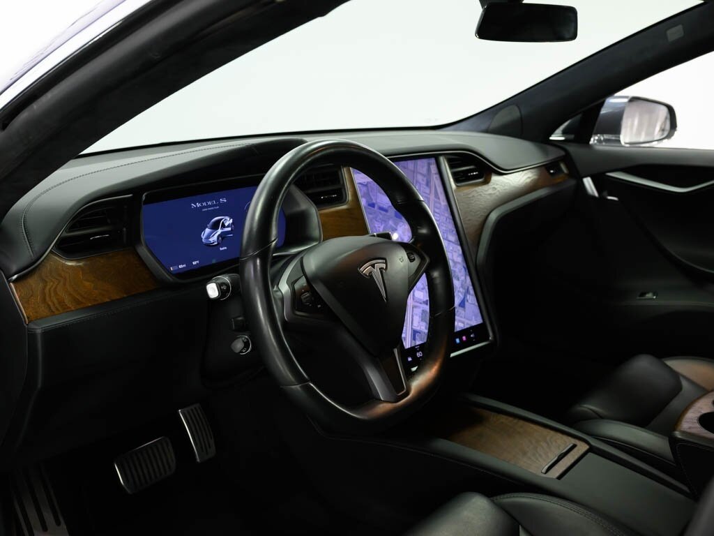 2020 Tesla Model S Long Range Plus Full Self Driving Capability - Photo 45 - Sarasota, FL 34243
