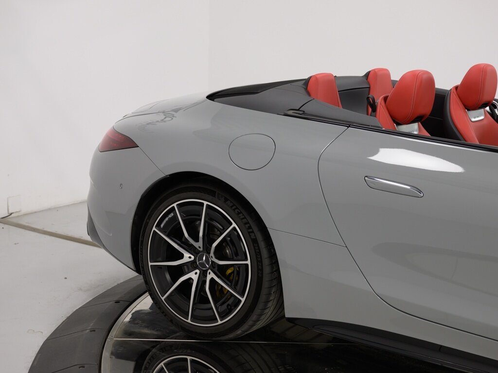 2022 Mercedes-Benz AMG SL63 $191K MSRP Driver Assist Touring Line   - Photo 37 - Sarasota, FL 34243