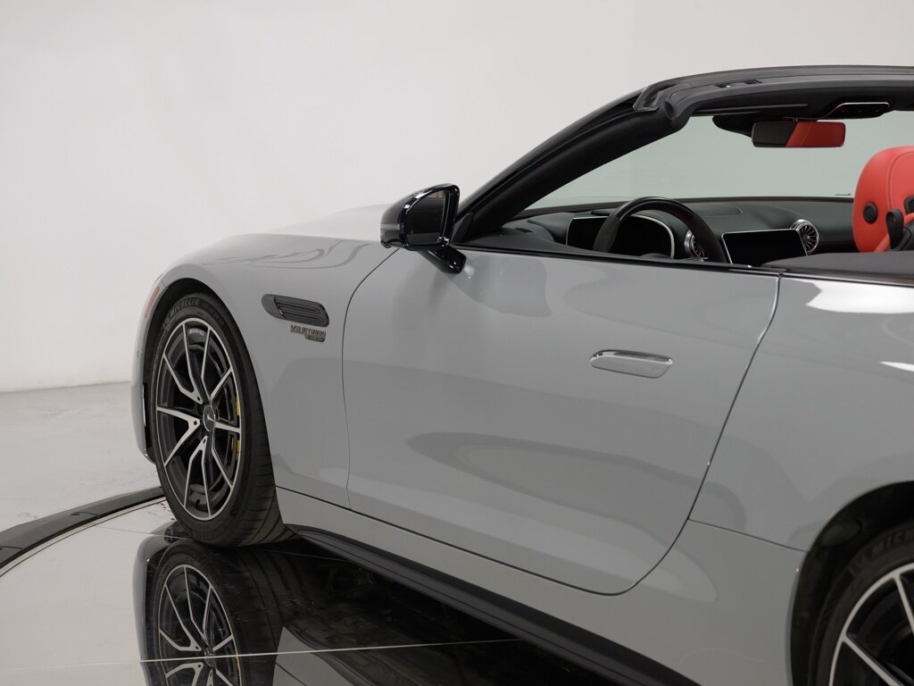 2022 Mercedes-Benz AMG SL63 $191K MSRP Driver Assist Touring Line   - Photo 36 - Sarasota, FL 34243