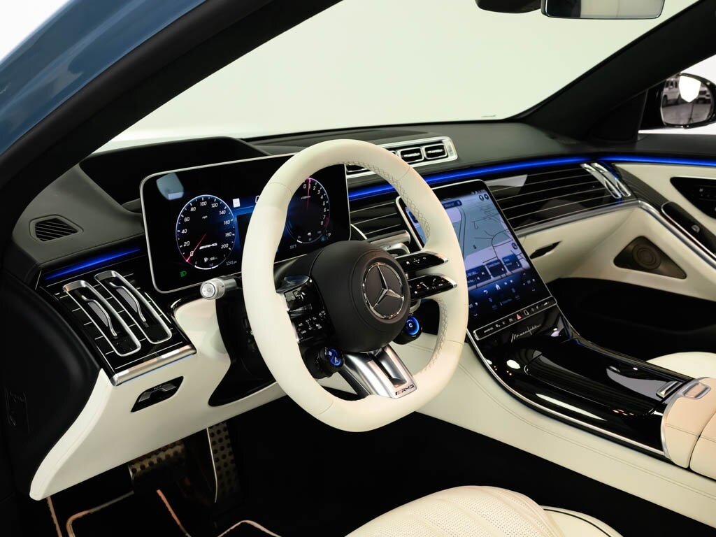 2024 Mercedes-Benz AMG S63 E Manufaktur Signature Interior Pkg - Photo 47 - Sarasota, FL 34243