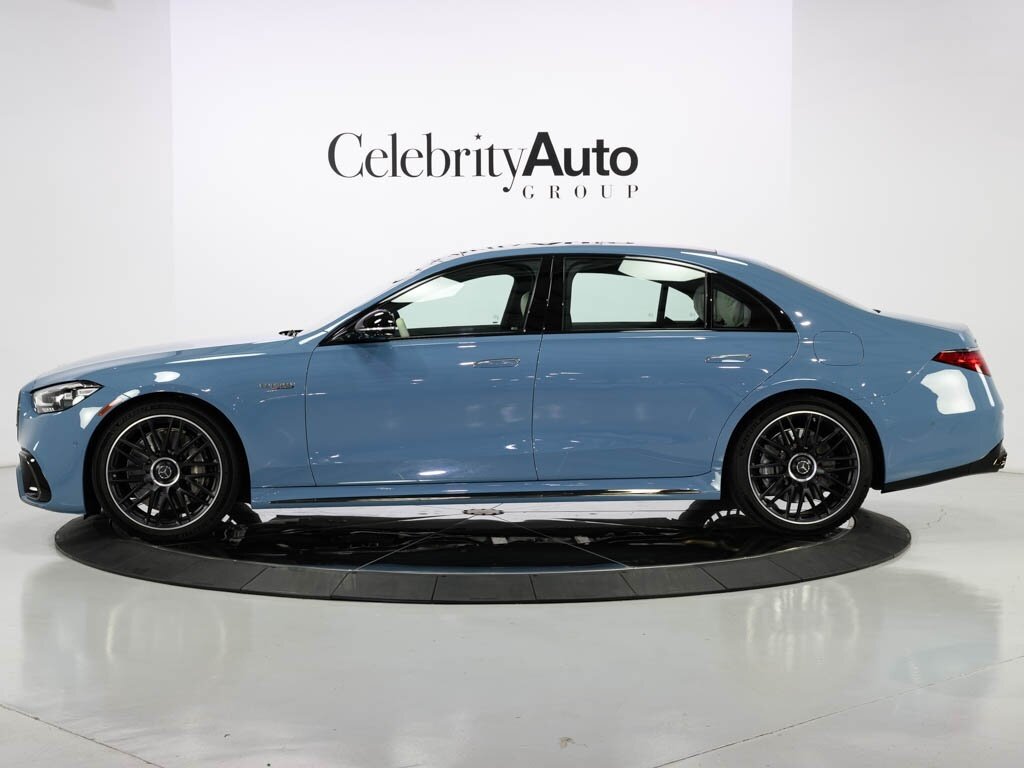 2024 Mercedes-Benz AMG S63 E Manufaktur Signature Interior Pkg - Photo 4 - Sarasota, FL 34243