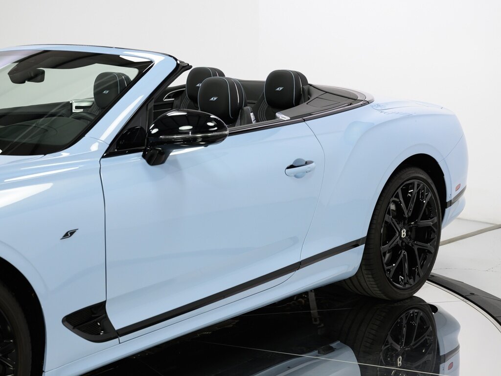 2023 Bentley Continental GT Conv  S V8 $356K MSRP Touring Specification   - Photo 25 - Sarasota, FL 34243