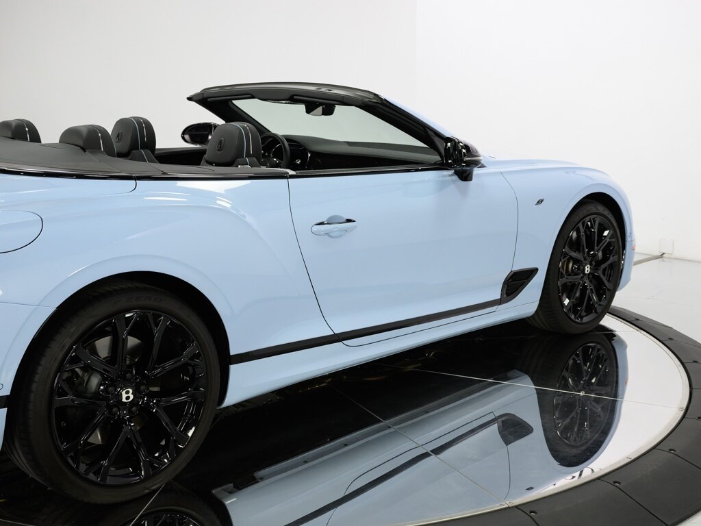 2023 Bentley Continental GT Conv  S V8 $356K MSRP Touring Specification   - Photo 33 - Sarasota, FL 34243