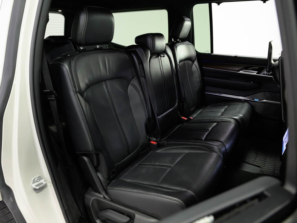 2022 Jeep Grand Wagoneer Series I 4X4 $97K MSRP Rear Entertainment   - Photo 46 - Sarasota, FL 34243