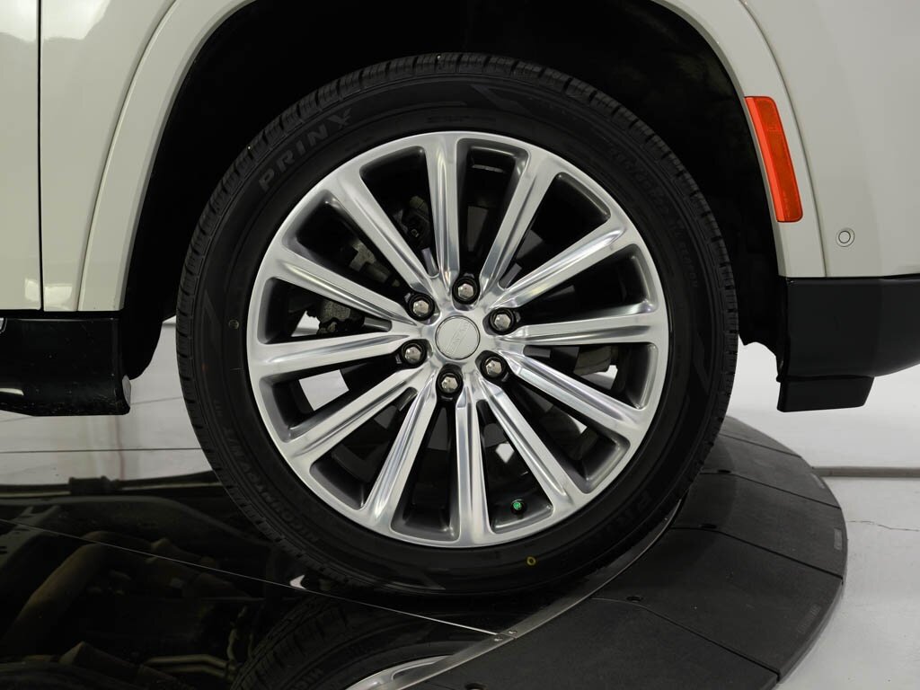 2022 Jeep Grand Wagoneer Series I 4X4 $97K MSRP Rear Entertainment   - Photo 36 - Sarasota, FL 34243