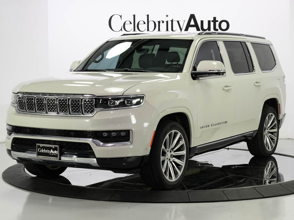2022 Jeep Grand Wagoneer Series I 4X4 $97K MSRP Rear Entertainment   - Photo 3 - Sarasota, FL 34243