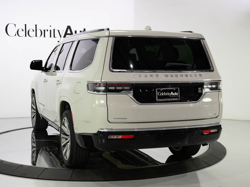 2022 Jeep Grand Wagoneer Series I 4X4 $97K MSRP Rear Entertainment   - Photo 31 - Sarasota, FL 34243