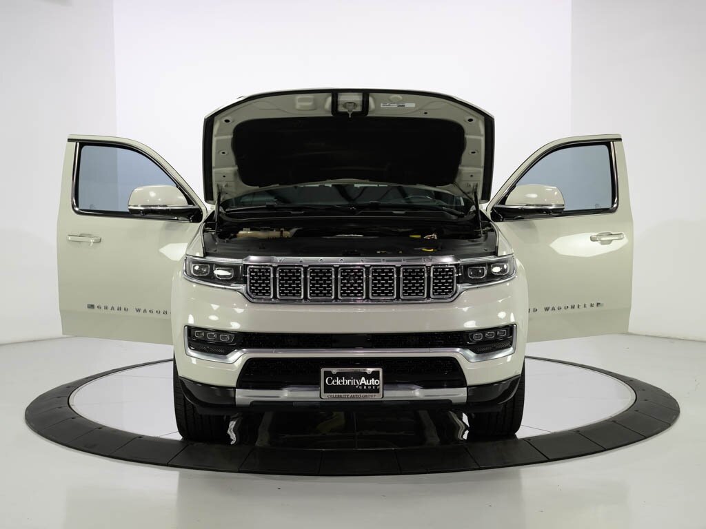 2022 Jeep Grand Wagoneer Series I 4X4 $97K MSRP Rear Entertainment   - Photo 71 - Sarasota, FL 34243