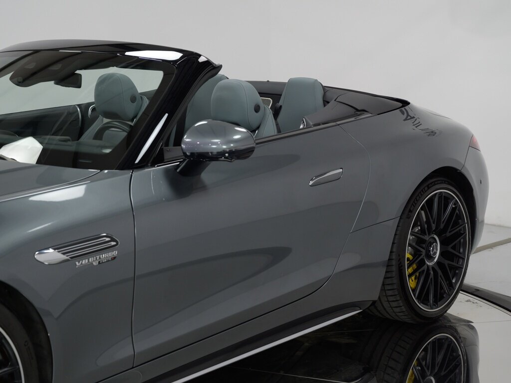 2022 Mercedes-Benz AMG SL63 $192K MSRP Burmester High End 3D Sound   - Photo 25 - Sarasota, FL 34243