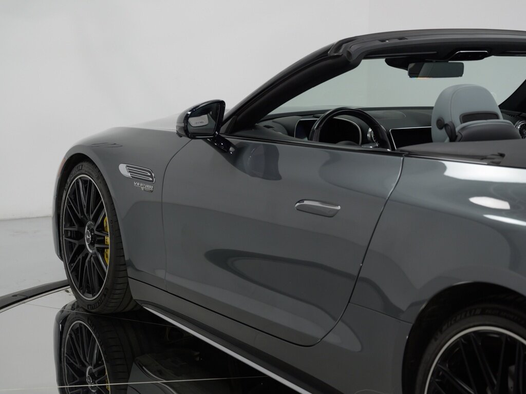 2022 Mercedes-Benz AMG SL63 $192K MSRP Burmester High End 3D Sound   - Photo 36 - Sarasota, FL 34243