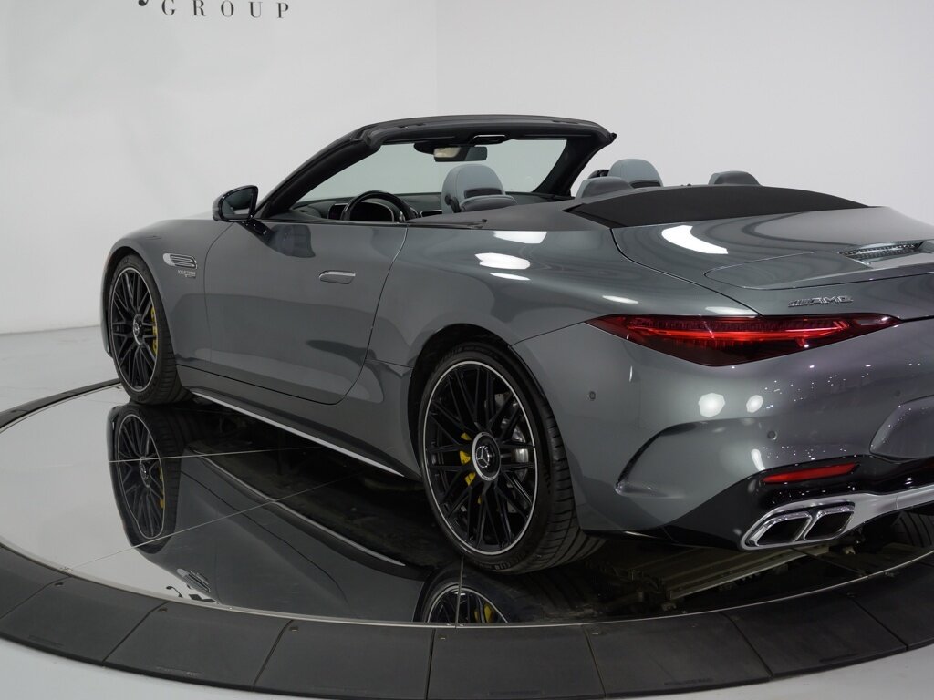 2022 Mercedes-Benz AMG SL63 $192K MSRP Burmester High End 3D Sound   - Photo 32 - Sarasota, FL 34243