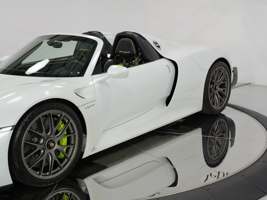 2015 Porsche 918 Spyder Magnesium Wheels 20/21 inch   - Photo 23 - Sarasota, FL 34243