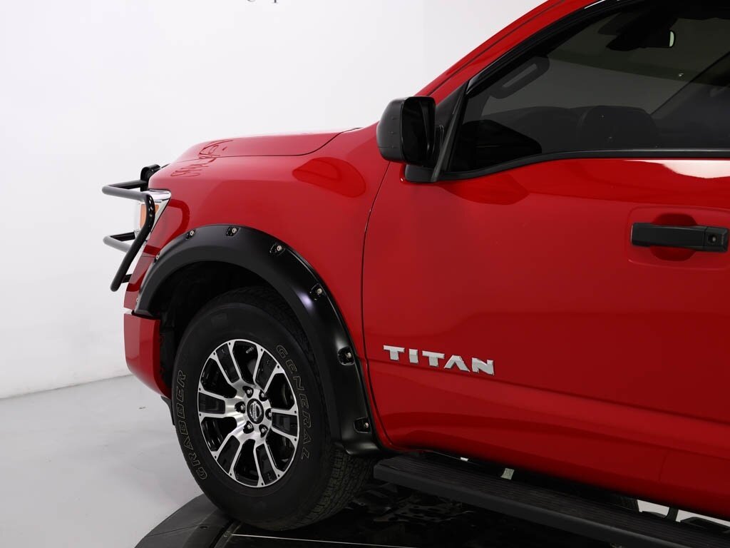 2022 Nissan Titan SV Endurance V8 4X4 CC Black Horse Grill Guard - Photo 15 - Sarasota, FL 34243