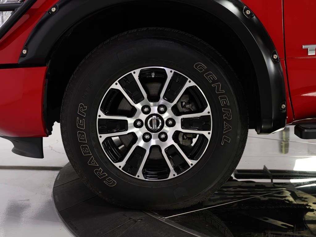 2022 Nissan Titan SV Endurance V8 4X4 CC Black Horse Grill Guard - Photo 33 - Sarasota, FL 34243