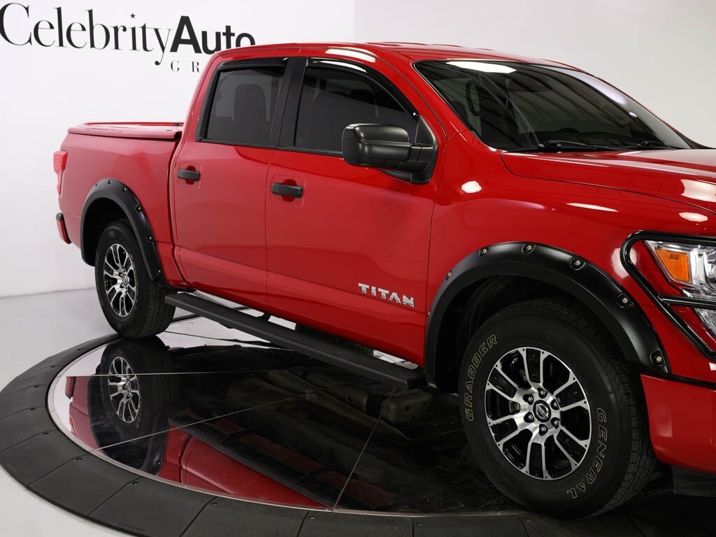 2022 Nissan Titan SV Endurance V8 4X4 CC Black Horse Grill Guard - Photo 10 - Sarasota, FL 34243
