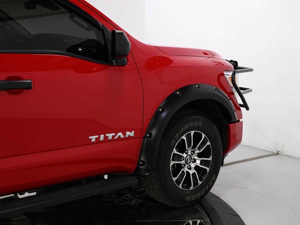 2022 Nissan Titan SV Endurance V8 4X4 CC Black Horse Grill Guard - Photo 14 - Sarasota, FL 34243