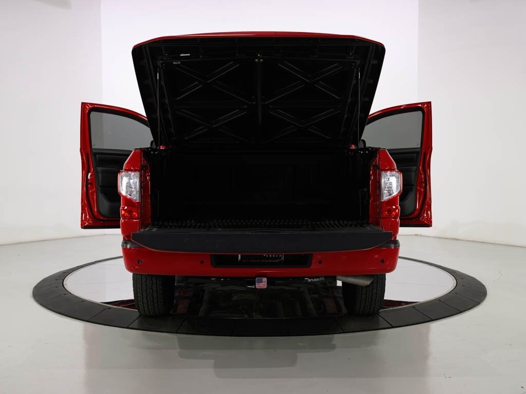 2022 Nissan Titan SV Endurance V8 4X4 CC Black Horse Grill Guard - Photo 54 - Sarasota, FL 34243