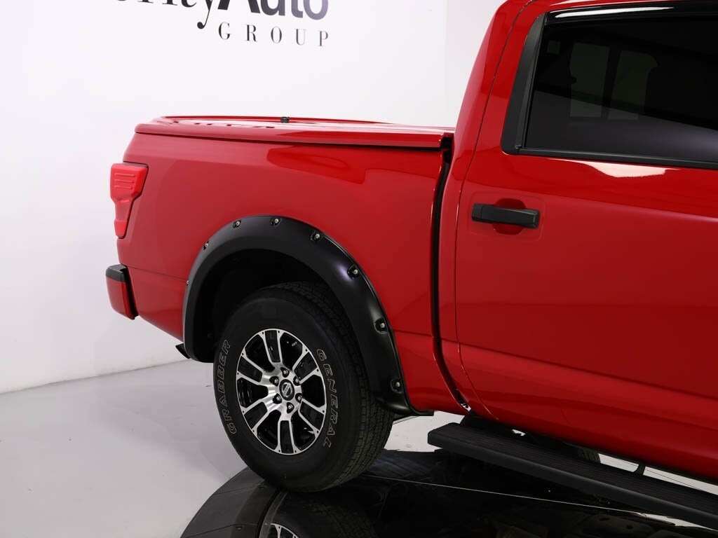 2022 Nissan Titan SV Endurance V8 4X4 CC Black Horse Grill Guard - Photo 28 - Sarasota, FL 34243