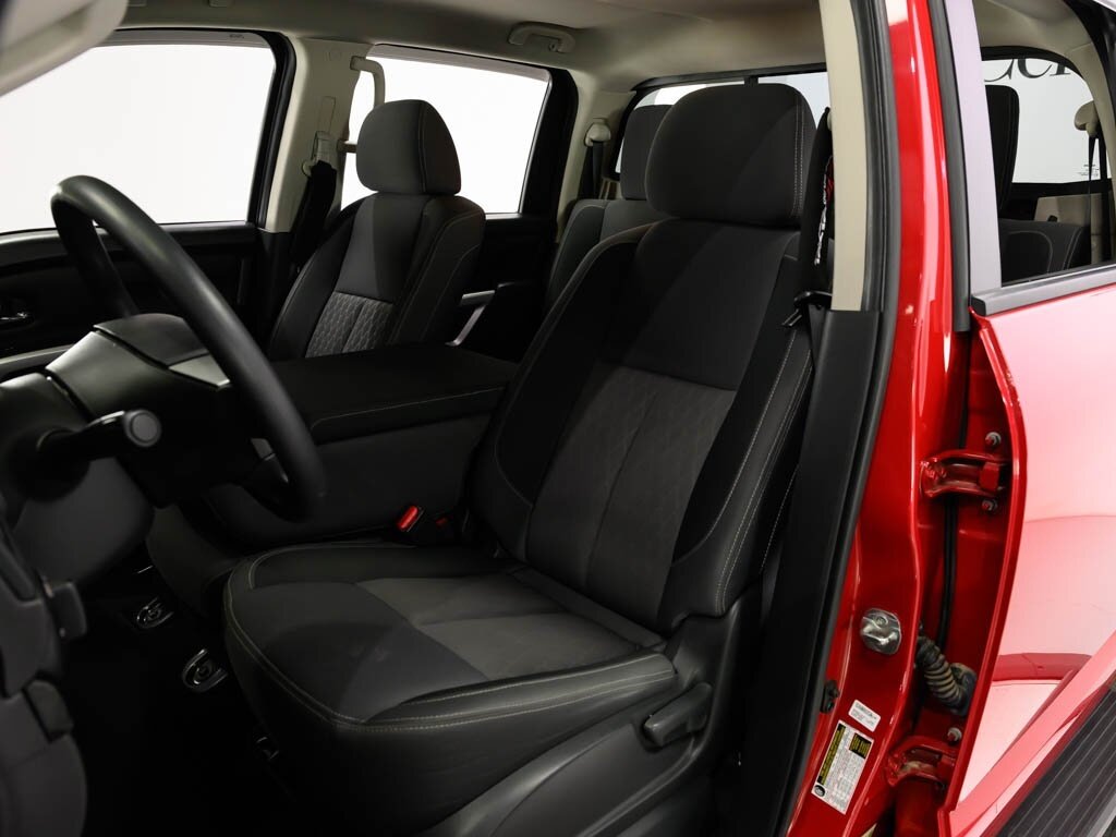 2022 Nissan Titan SV Endurance V8 4X4 CC Black Horse Grill Guard - Photo 39 - Sarasota, FL 34243