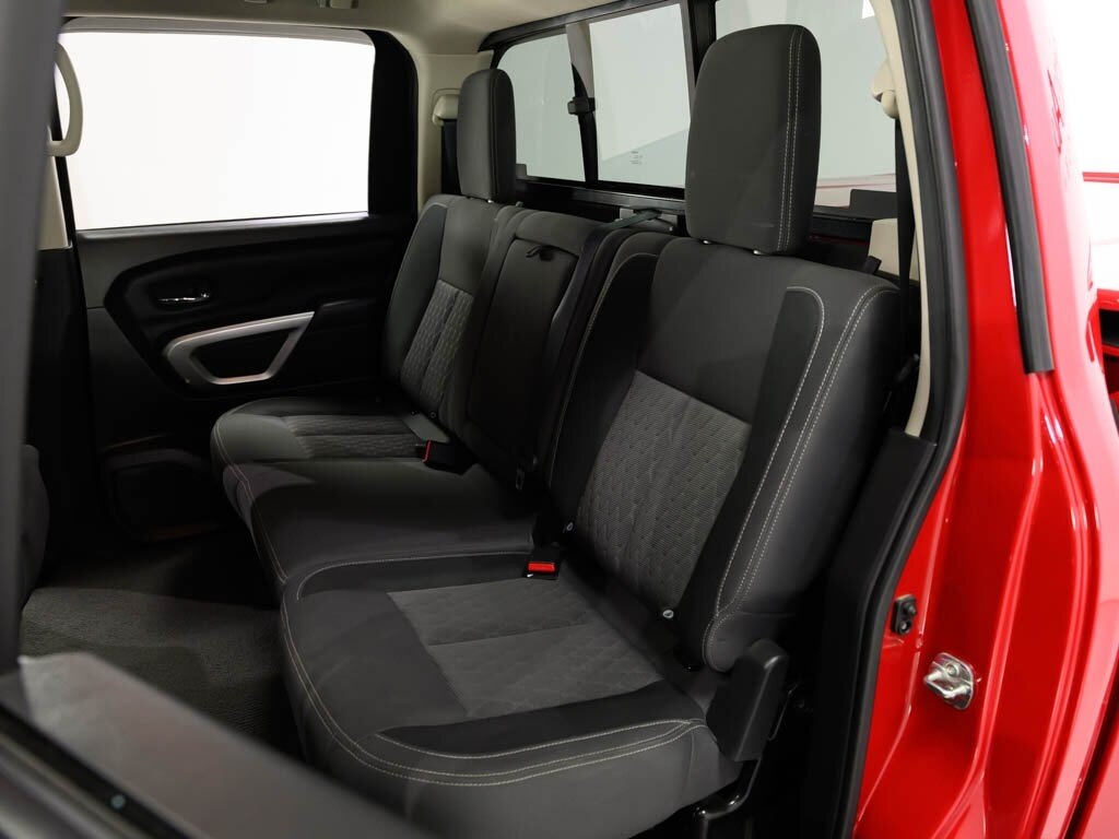 2022 Nissan Titan SV Endurance V8 4X4 CC Black Horse Grill Guard - Photo 43 - Sarasota, FL 34243