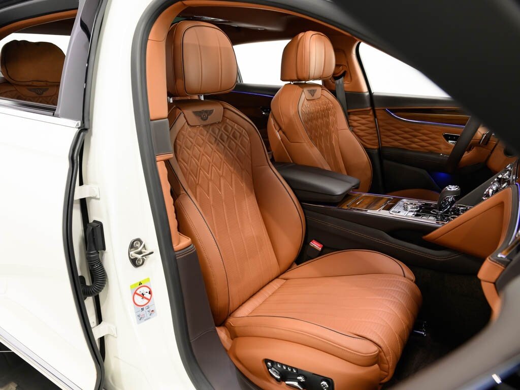 2021 Bentley Flying Spur W12 $282K MSRP First Edition Specification   - Photo 43 - Sarasota, FL 34243