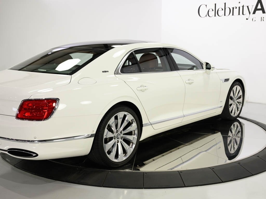 2021 Bentley Flying Spur W12 $282K MSRP First Edition Specification   - Photo 21 - Sarasota, FL 34243