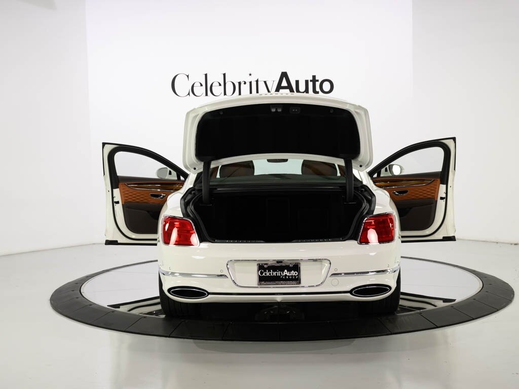 2021 Bentley Flying Spur W12 $282K MSRP First Edition Specification   - Photo 67 - Sarasota, FL 34243