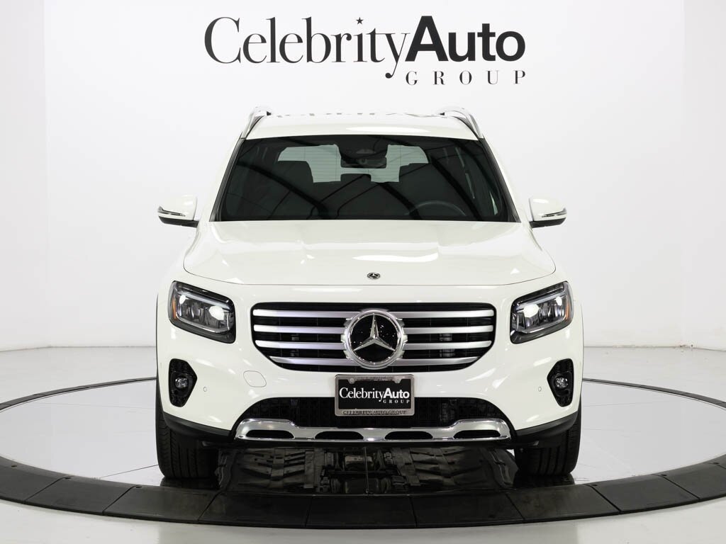 2024 Mercedes Benz GLB 250 photo 2