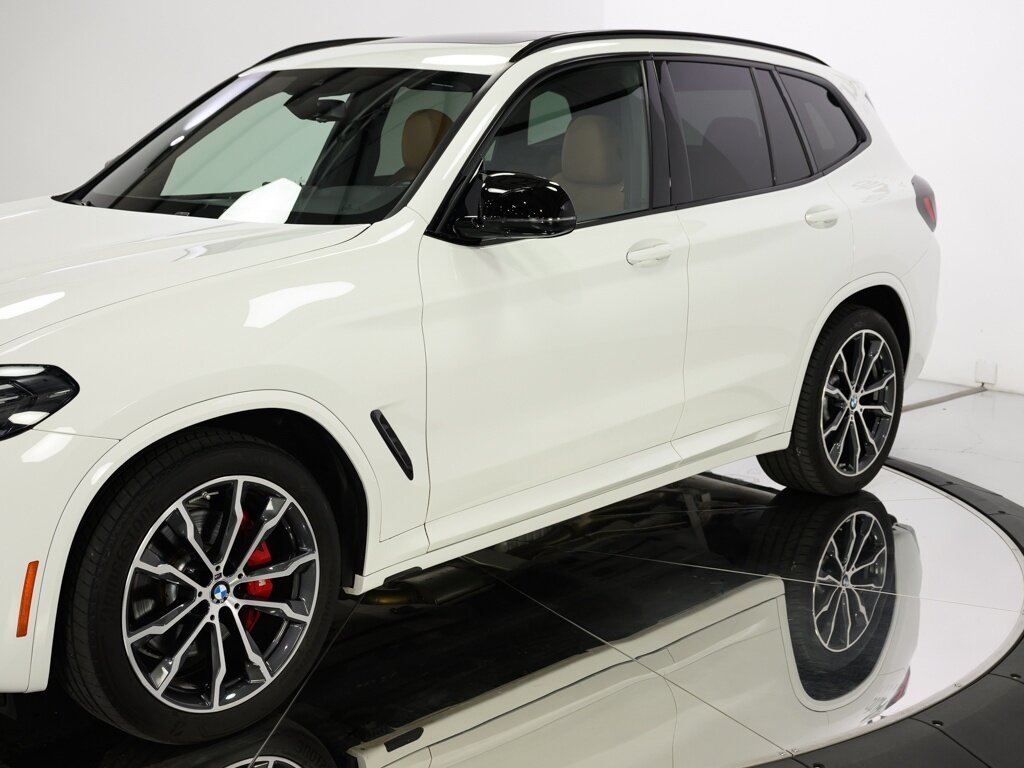 2024 BMW X3 M40i Active Driving Assist 20 " M Wheels - Photo 14 - Sarasota, FL 34243