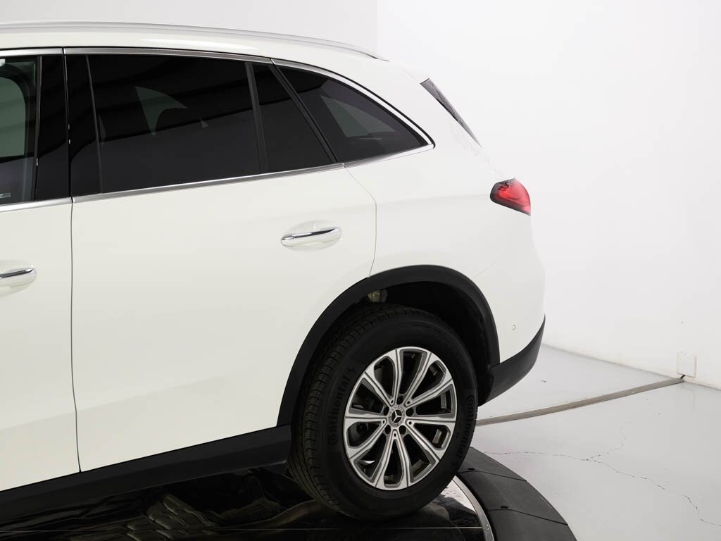 2023 Mercedes-Benz GLC 300 Parking Package Distronic   - Photo 29 - Sarasota, FL 34243
