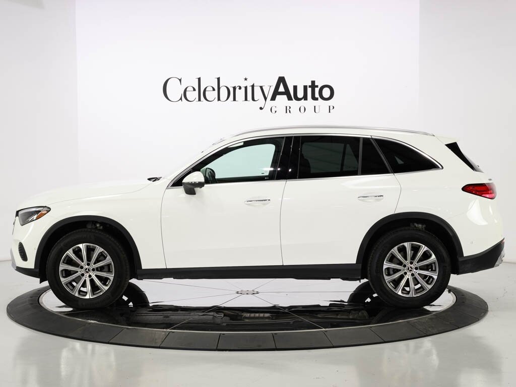 2023 Mercedes-Benz GLC 300 Parking Package Distronic   - Photo 4 - Sarasota, FL 34243