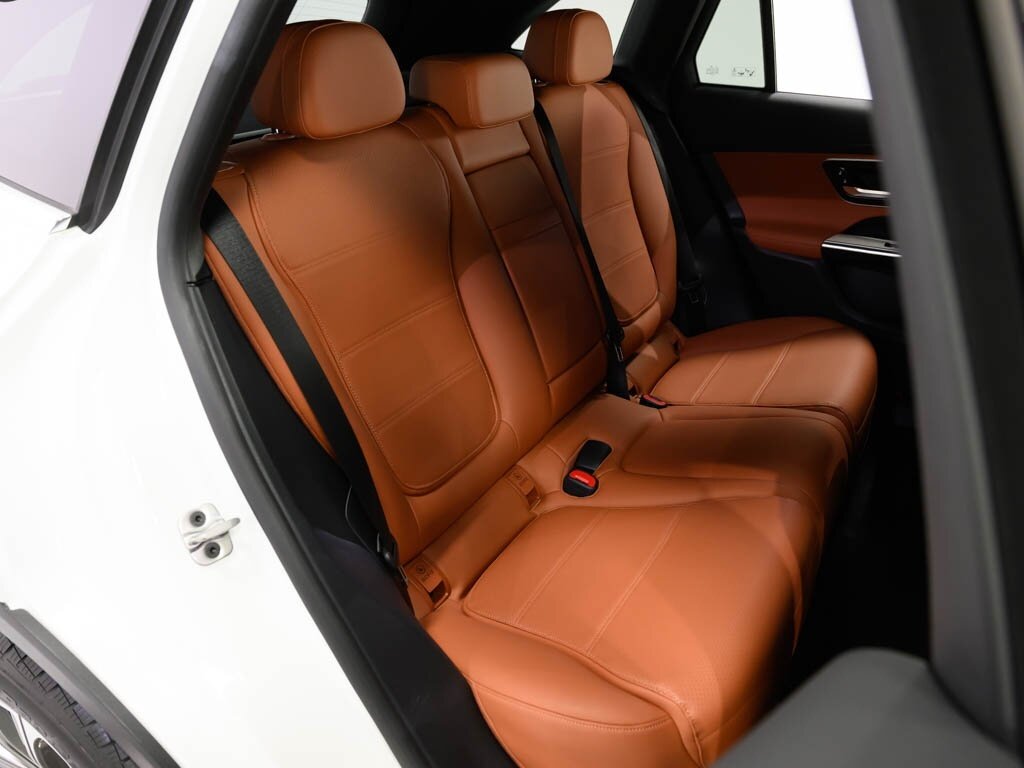 2023 Mercedes-Benz GLC 300 Parking Package Distronic   - Photo 42 - Sarasota, FL 34243