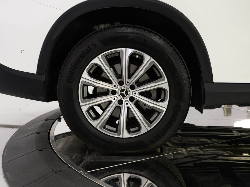2023 Mercedes-Benz GLC 300 Parking Package Distronic   - Photo 33 - Sarasota, FL 34243