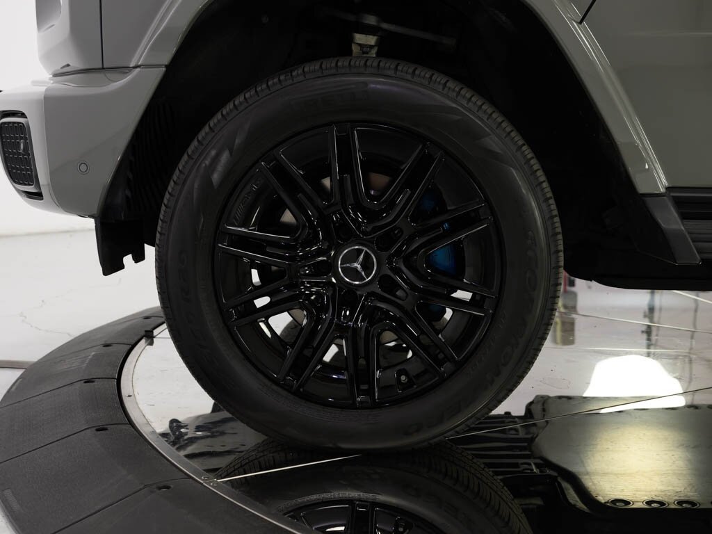 2025 Mercedes-Benz G580 EQ Technology Edition 1 $188K MSRP - Photo 36 - Sarasota, FL 34243