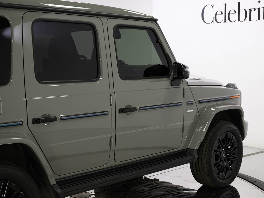 2025 Mercedes-Benz G580 EQ Technology Edition 1 $188K MSRP - Photo 26 - Sarasota, FL 34243
