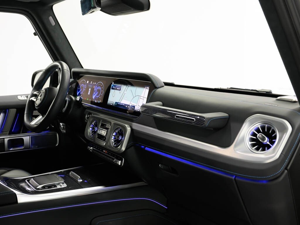 2025 Mercedes-Benz G580 EQ Technology Edition 1 $188K MSRP - Photo 62 - Sarasota, FL 34243