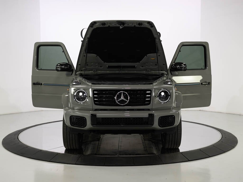 2025 Mercedes-Benz G580 EQ Technology Edition 1 $188K MSRP - Photo 66 - Sarasota, FL 34243