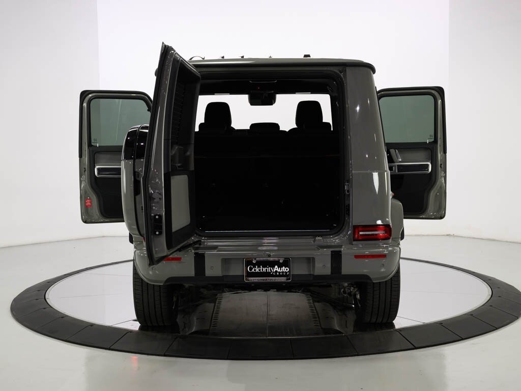 2025 Mercedes-Benz G580 EQ Technology Edition 1 $188K MSRP - Photo 64 - Sarasota, FL 34243