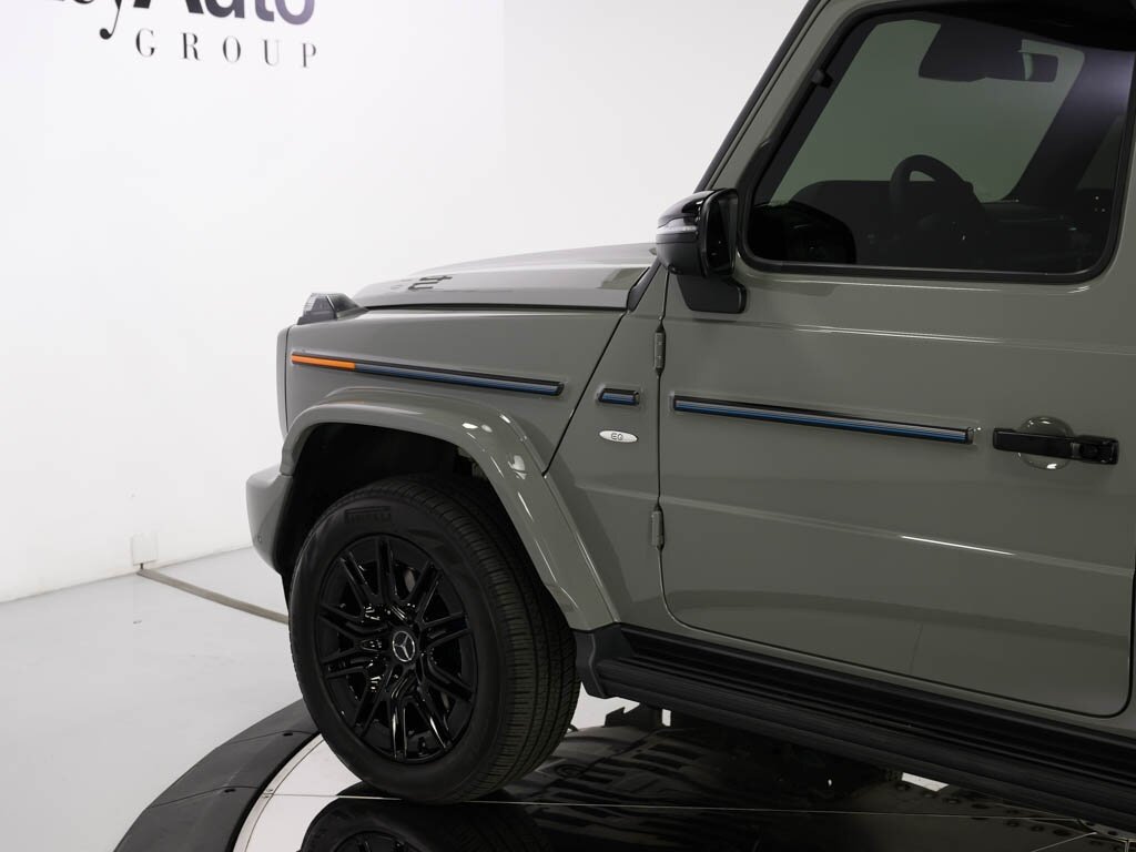 2025 Mercedes-Benz G580 EQ Technology Edition 1 $188K MSRP - Photo 18 - Sarasota, FL 34243