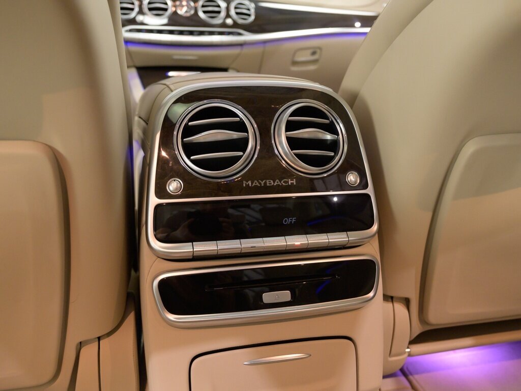 2016 Mercedes-Benz Mercedes-Maybach S600 $200K MSRP   - Photo 67 - Sarasota, FL 34243