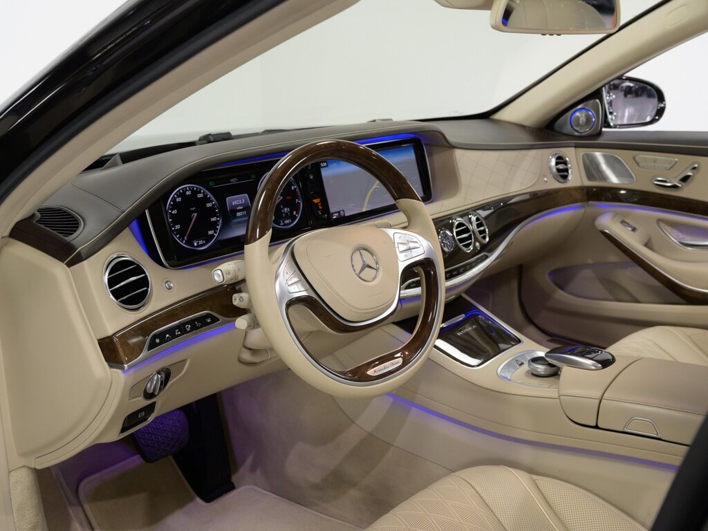 2016 Mercedes-Benz Mercedes-Maybach S600 $200K MSRP   - Photo 50 - Sarasota, FL 34243