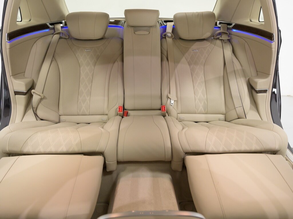 2016 Mercedes-Benz Mercedes-Maybach S600 $200K MSRP   - Photo 47 - Sarasota, FL 34243