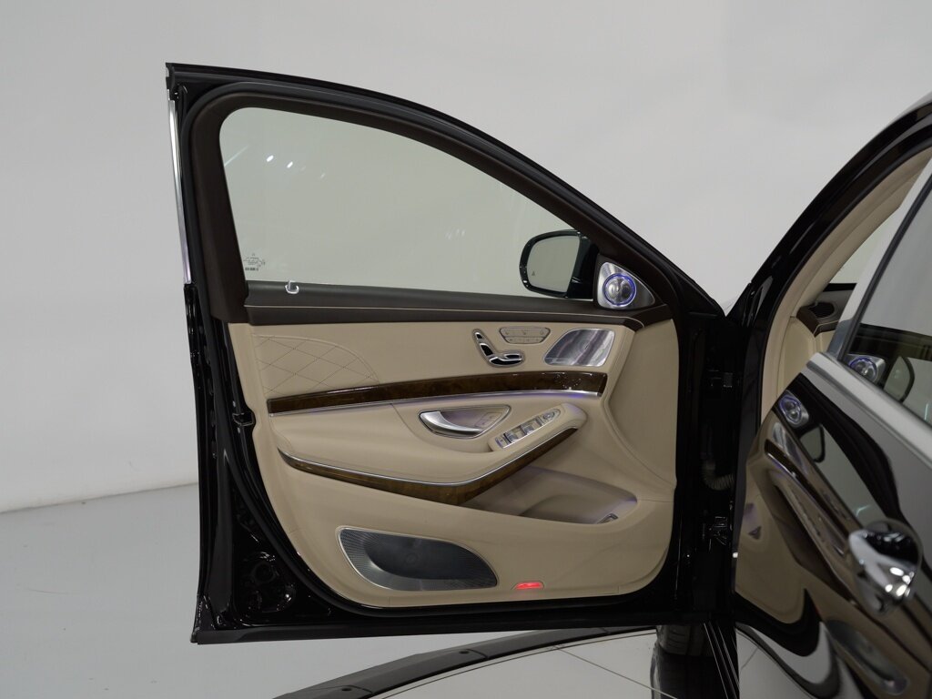 2016 Mercedes-Benz Mercedes-Maybach S600 $200K MSRP   - Photo 38 - Sarasota, FL 34243